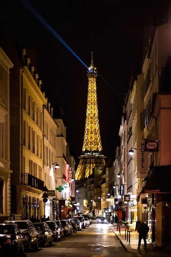 Cosy Near Eiffel Tour Paris